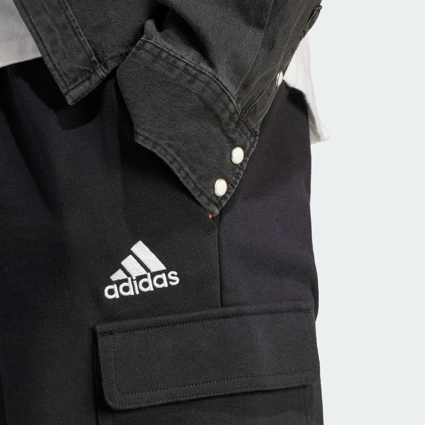 SHORT ESSENTIALS CARGO
