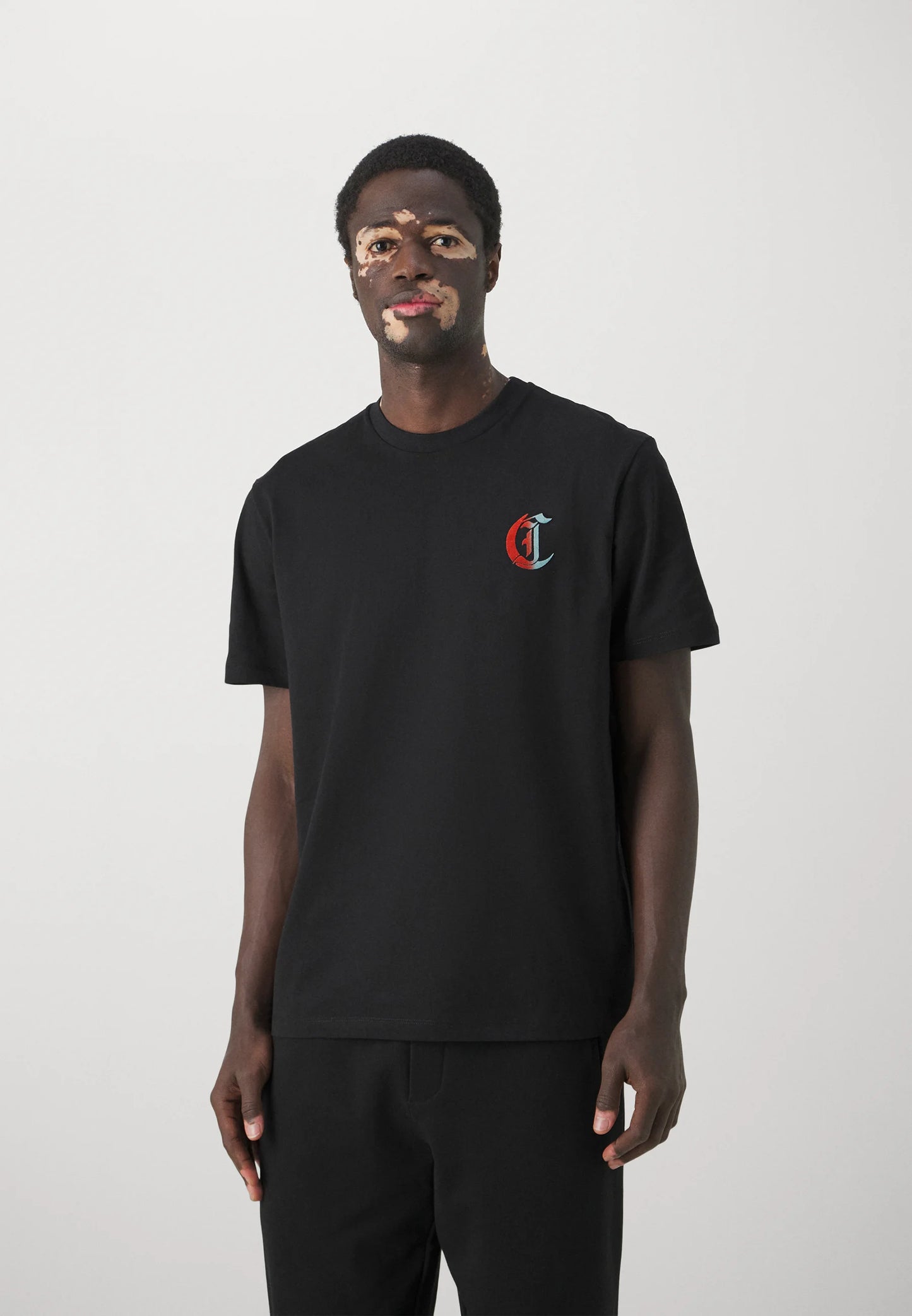 T-SHIRT TIGER EMBLEM