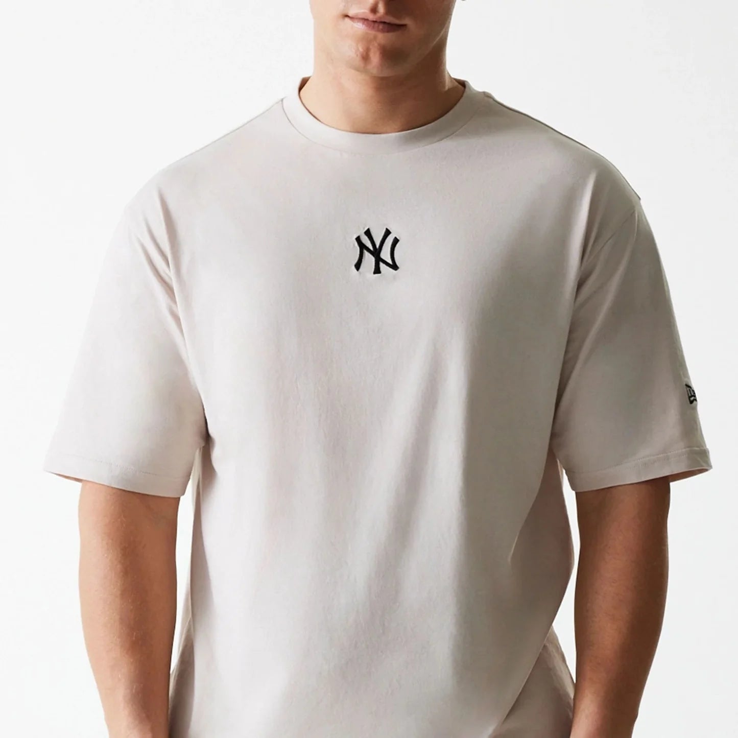 T-SHIRT NY YANKEES LEAGUE ESSENTIAL OVERSIZE