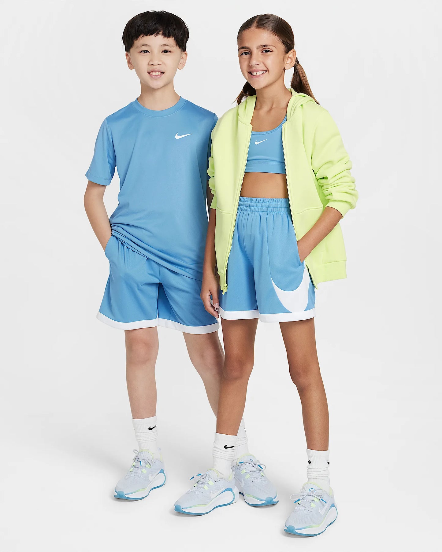 SHORT KIDS TRAINING DRI-FIT MULTI+