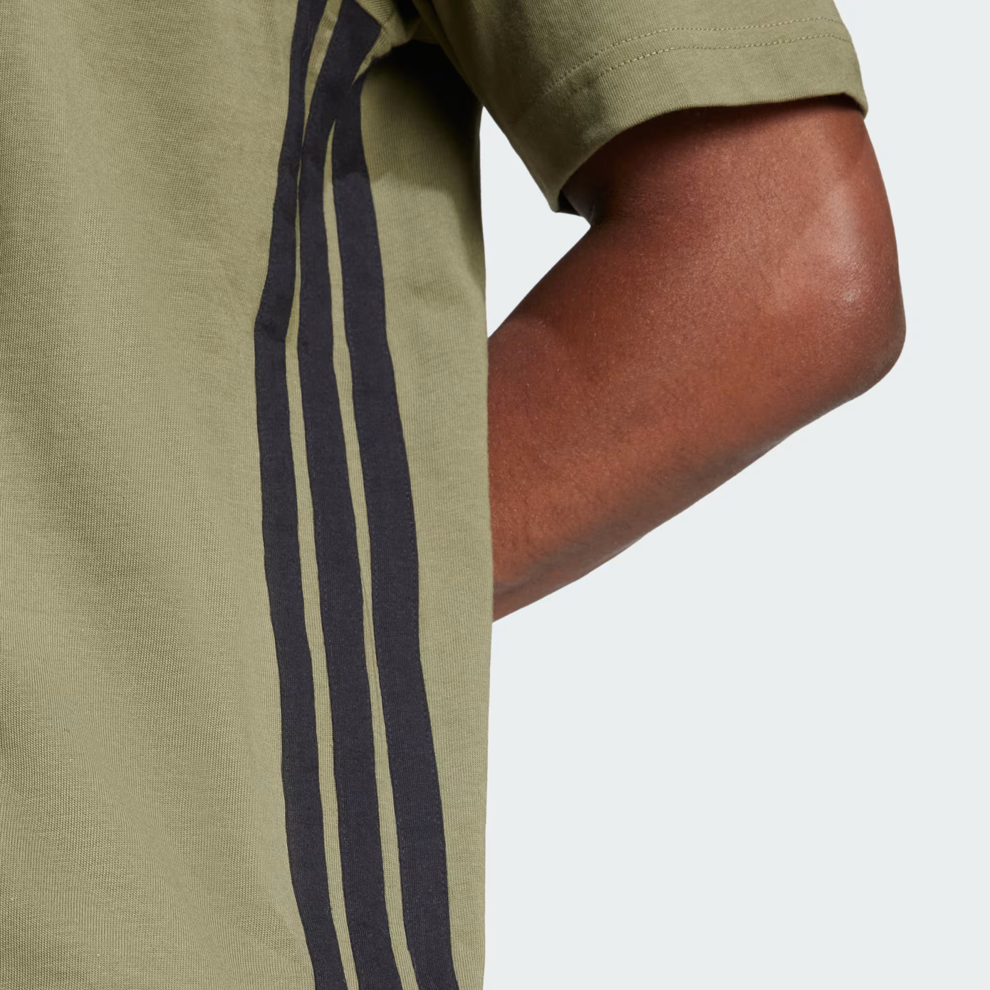 T-SHIRT ESSENTIAL 3-STRIPES