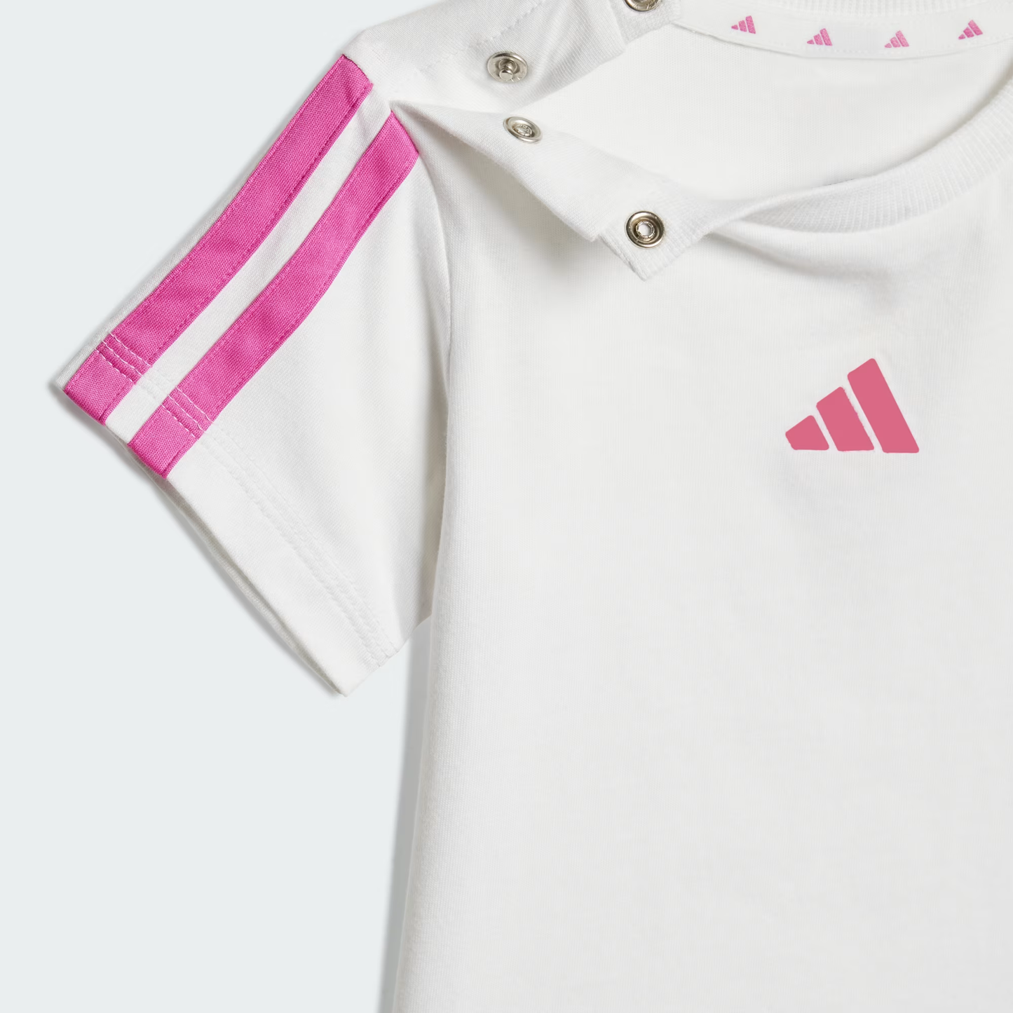 COMPLETO INFANT ESSENTIALS LOGO SET