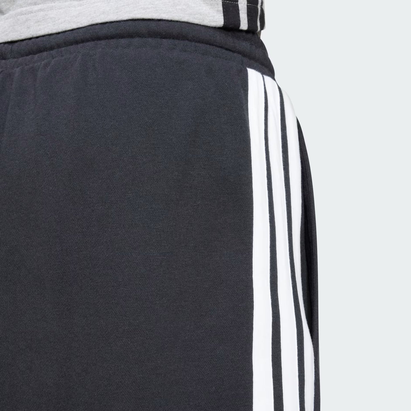 SHORT ESSENTIALS 3-STRIPES