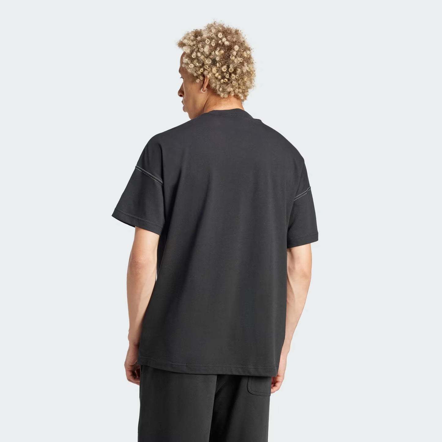 T-SHIRT ALL SZN GRAPHIC