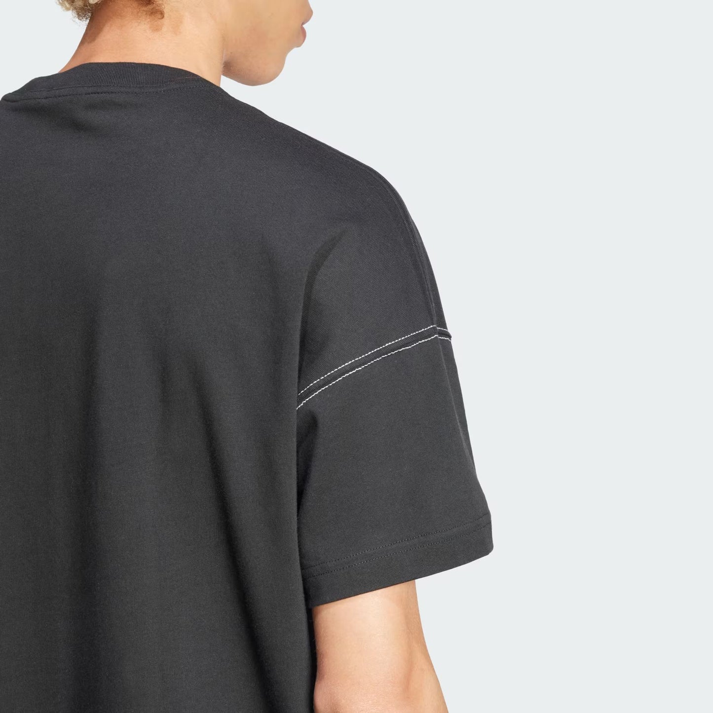 T-SHIRT ALL SZN GRAPHIC