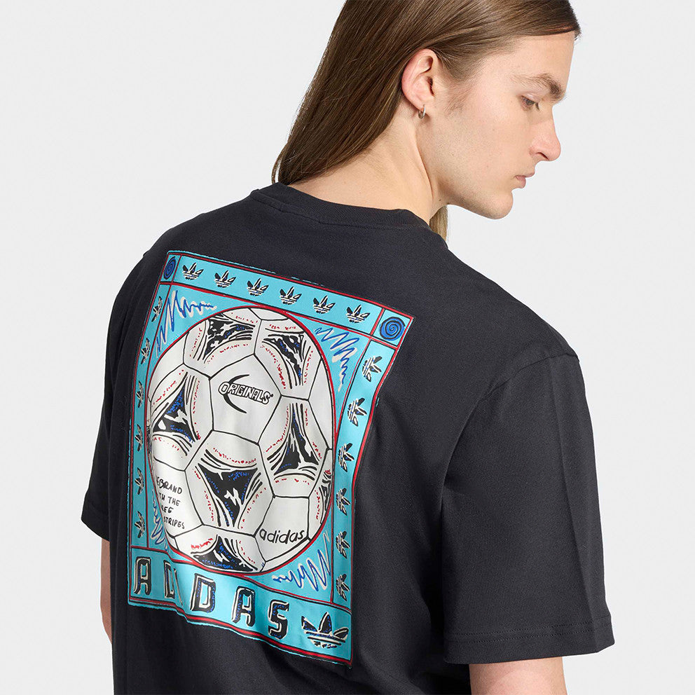 T-SHIRT GRAPHIC SOCCER BALL