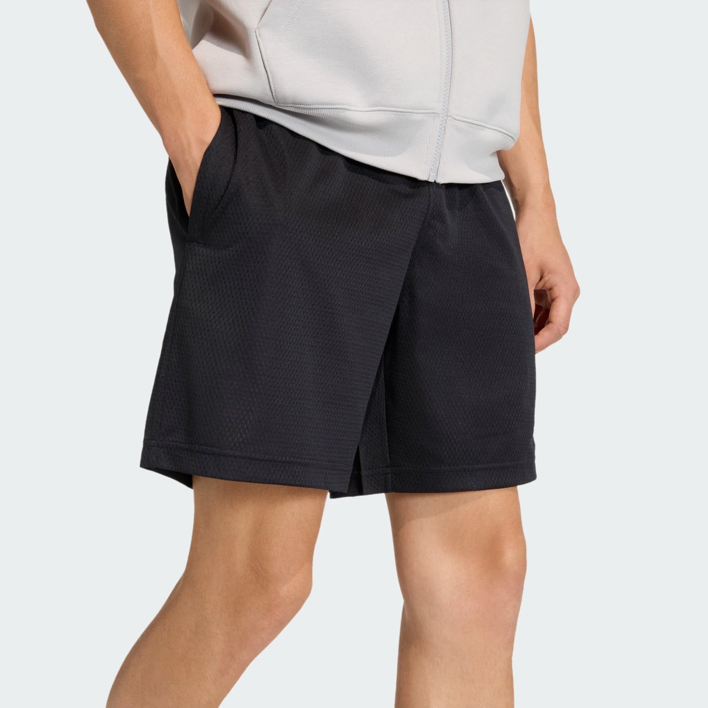 SHORT ESSENTIALS MESH