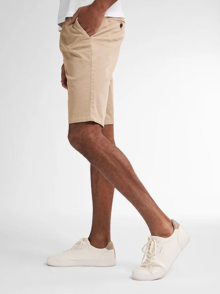 SHORT WITH BELT BREEZEVIEW
