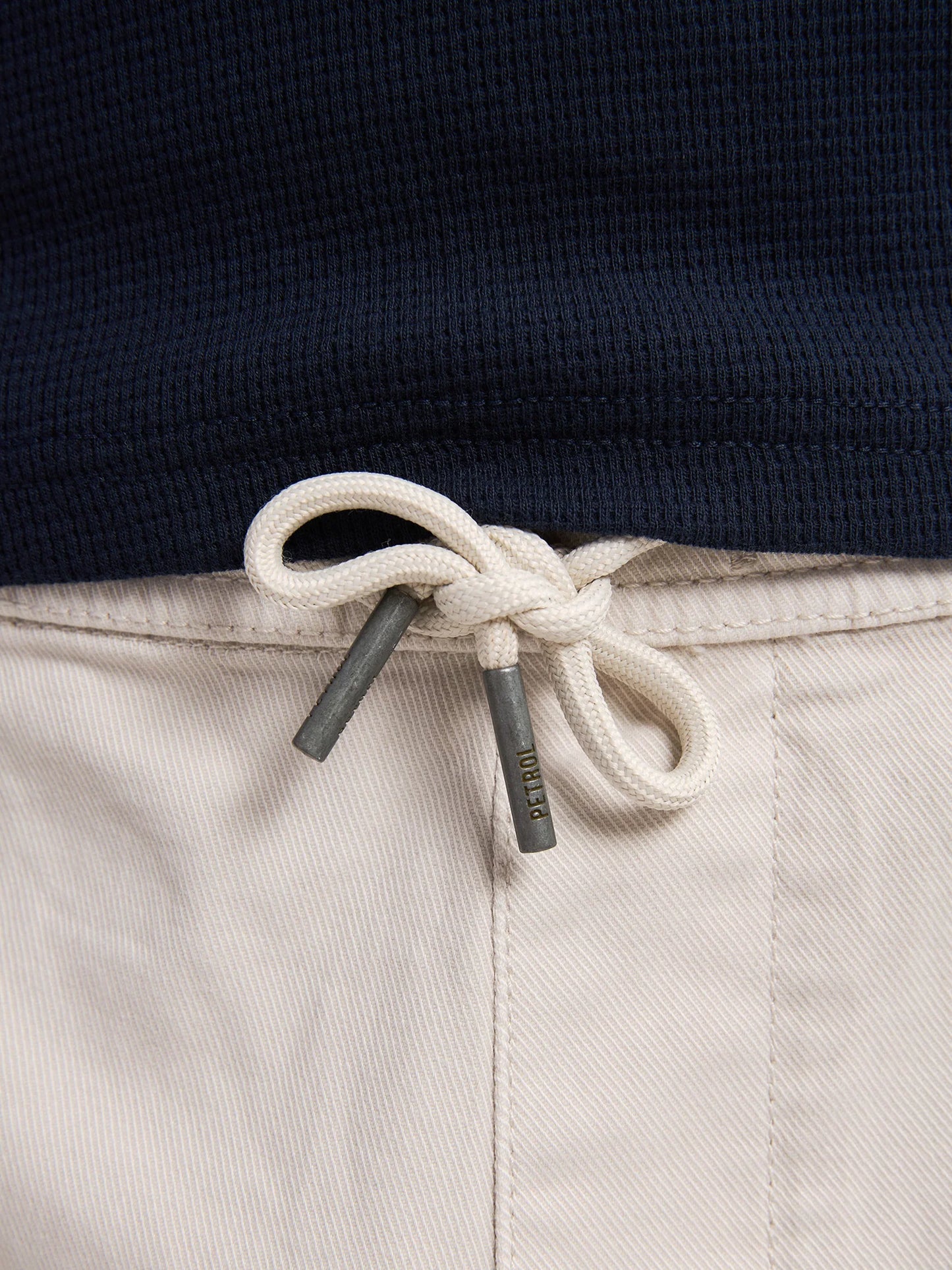 SHORT DRAWSTRING PARROT