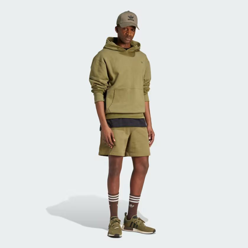 SHORT PREMIUM ESSENTIALS