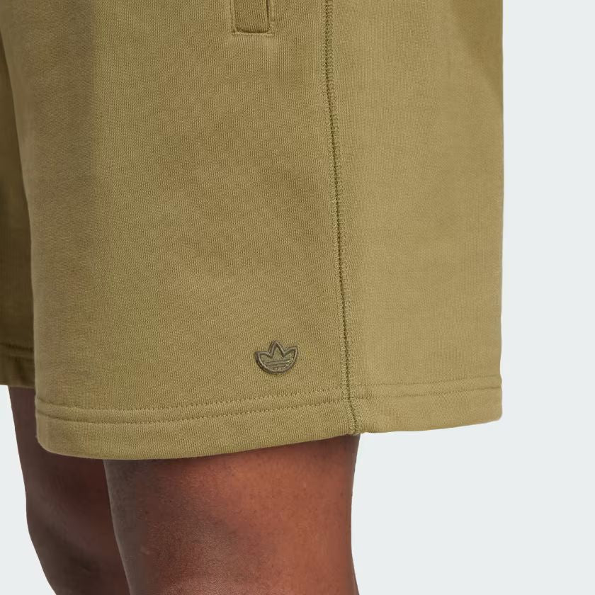 SHORT PREMIUM ESSENTIALS