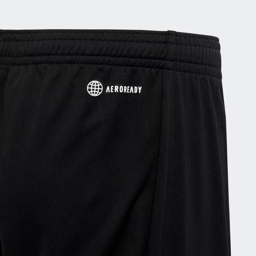 SHORT KIDS TRAIN ESSENTIALS AEROREADY LOGO