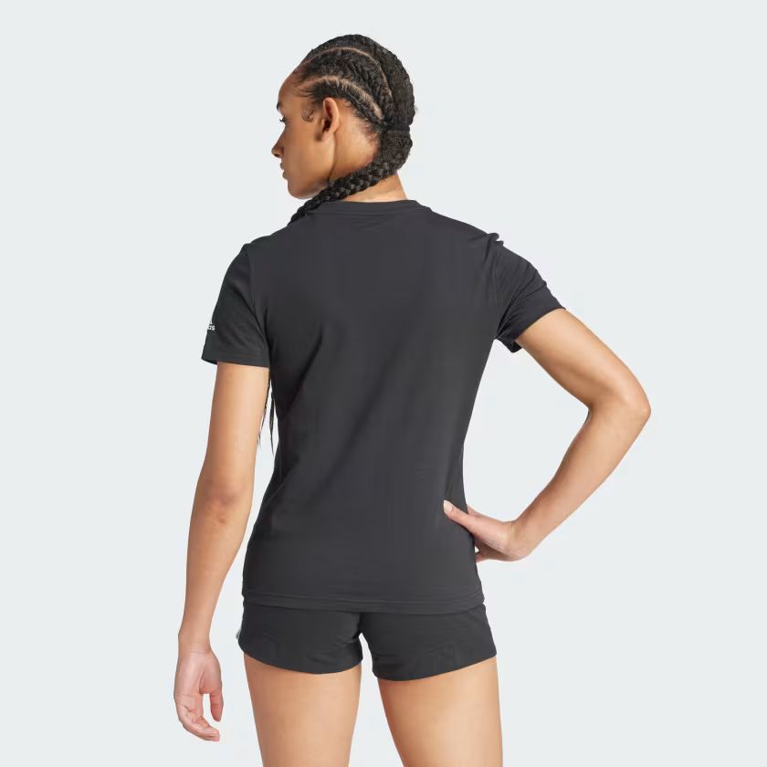 T-SHIRT LOUNGEWEAR ESSENTIALS SLIM LOGO