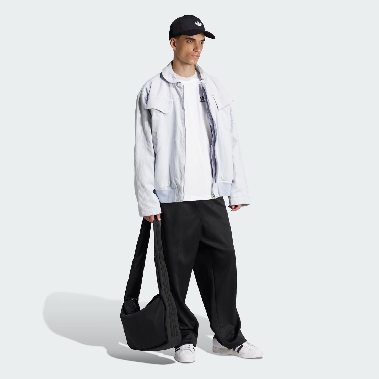 T-SHIRT ESSENTIALS TREFOIL