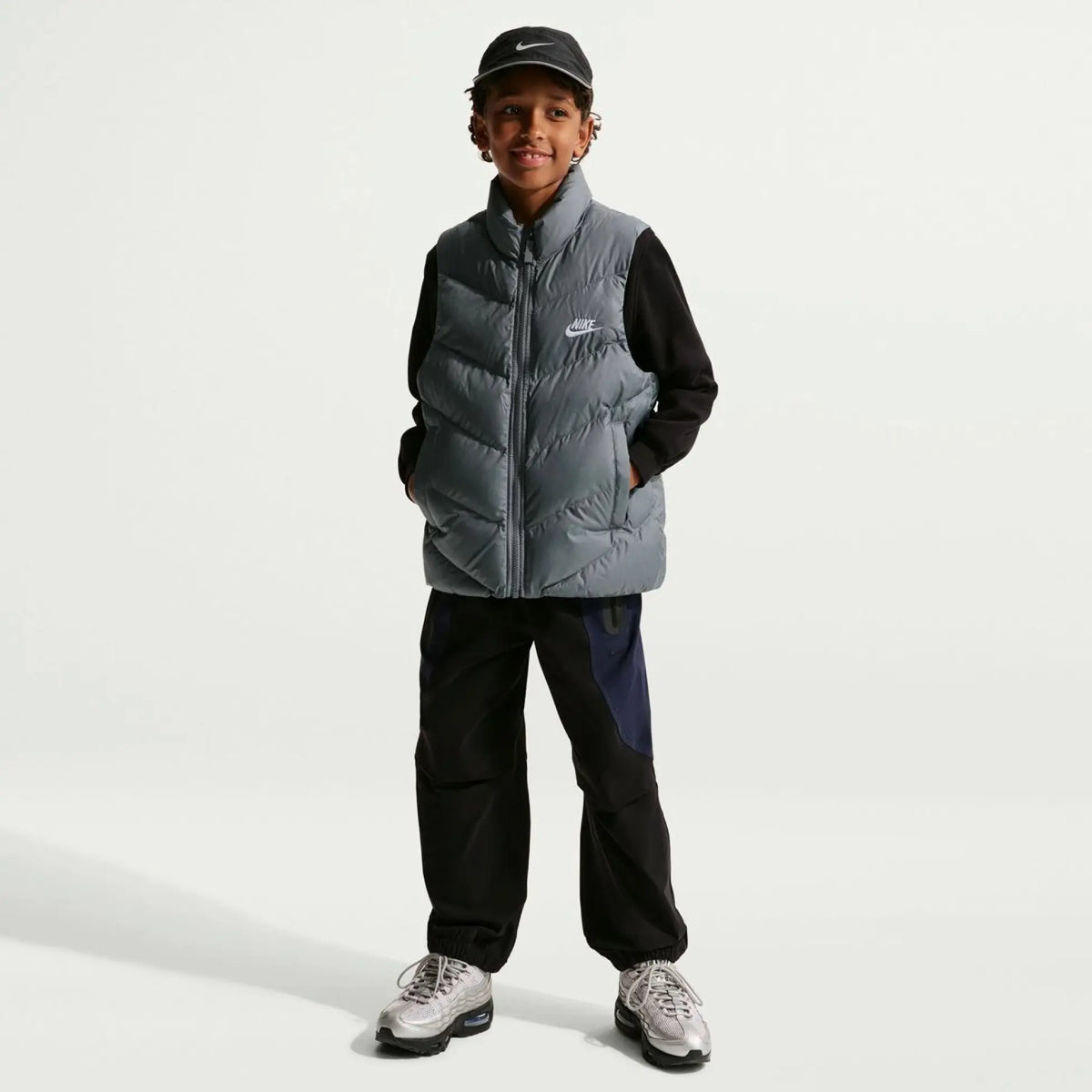 SMANICATO RAGAZZO NIKE THERMA-FIT ALL DAY PLAY – GRIGIO
