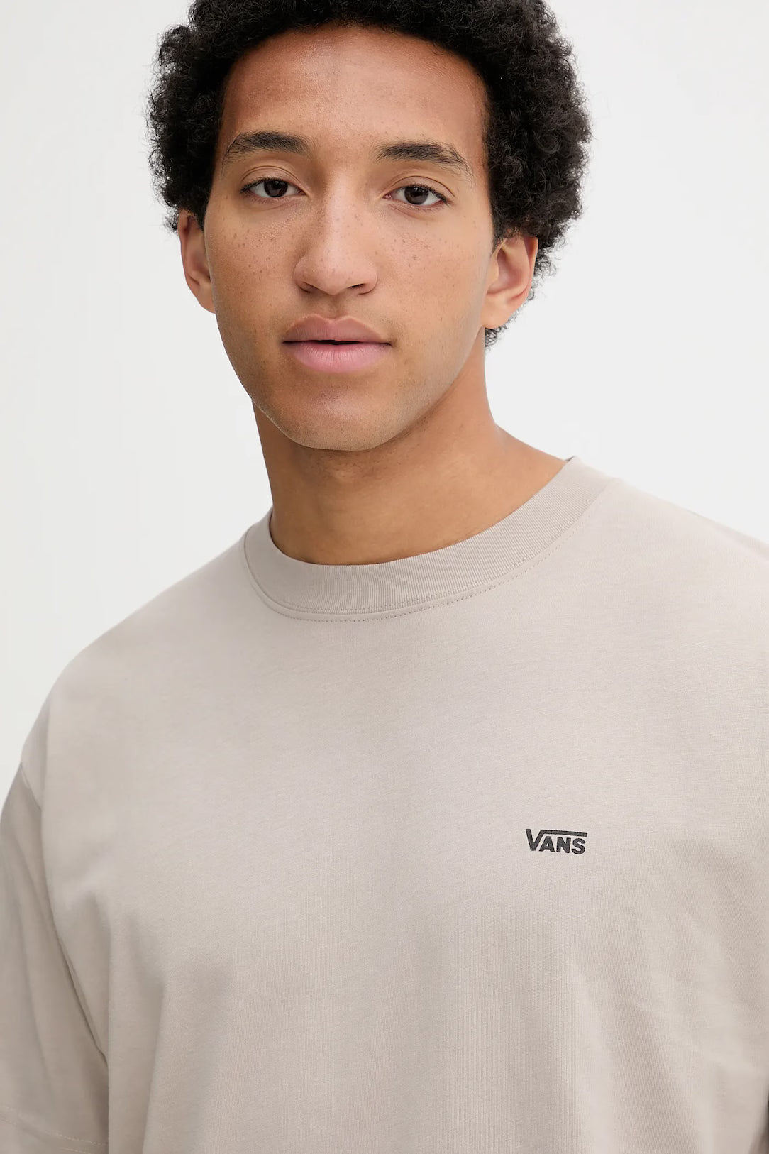 T-SHIRT LEFT CHEST LOGO