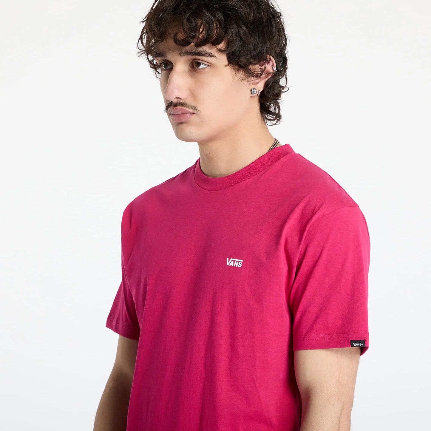 T-SHIRT LEFT CHEST LOGO