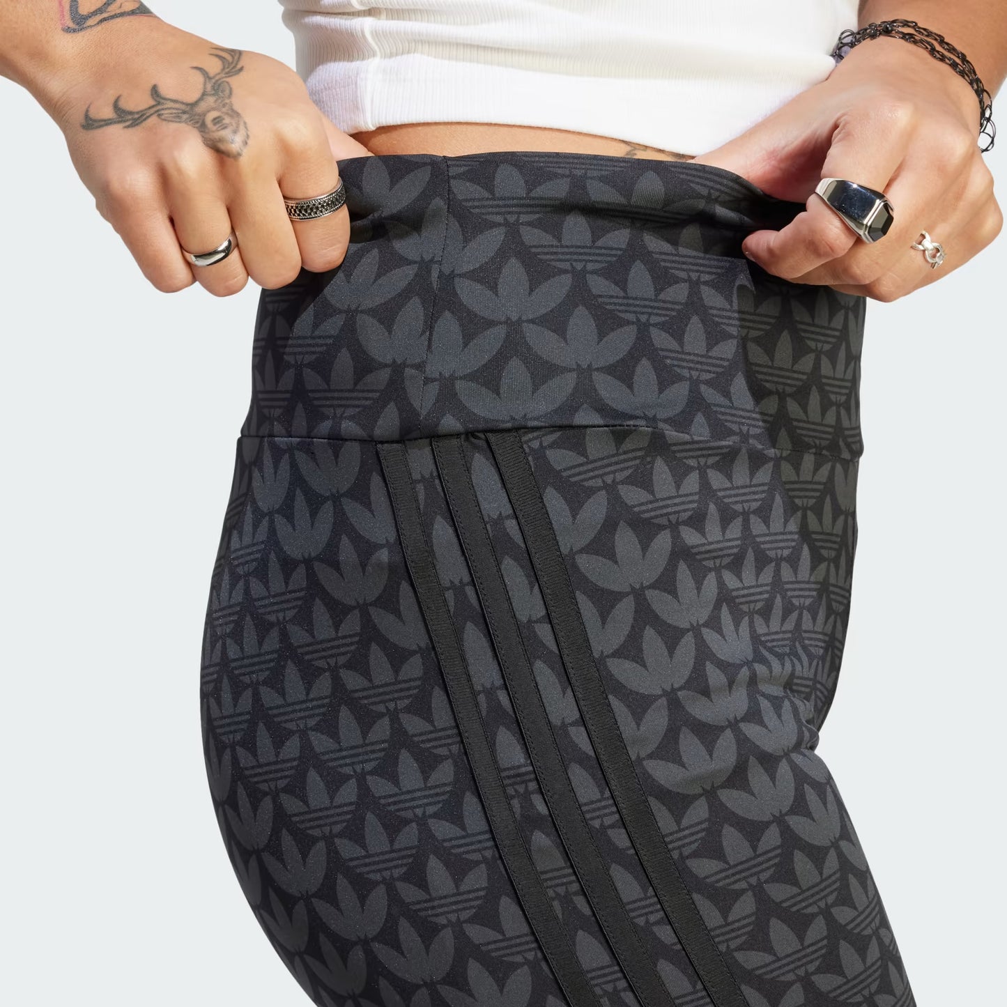 SHORT TREFOIL MONOGRAM BIKER