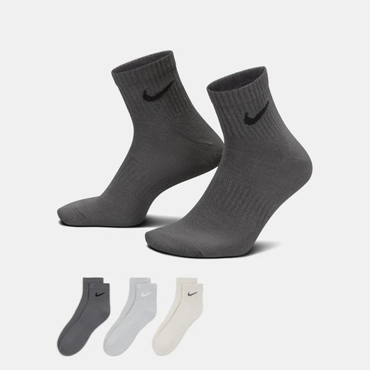 CALZE UNISEX NIKE EVERYDAY LIGHTWEIGHT 3 PACK – MULTICOLORE