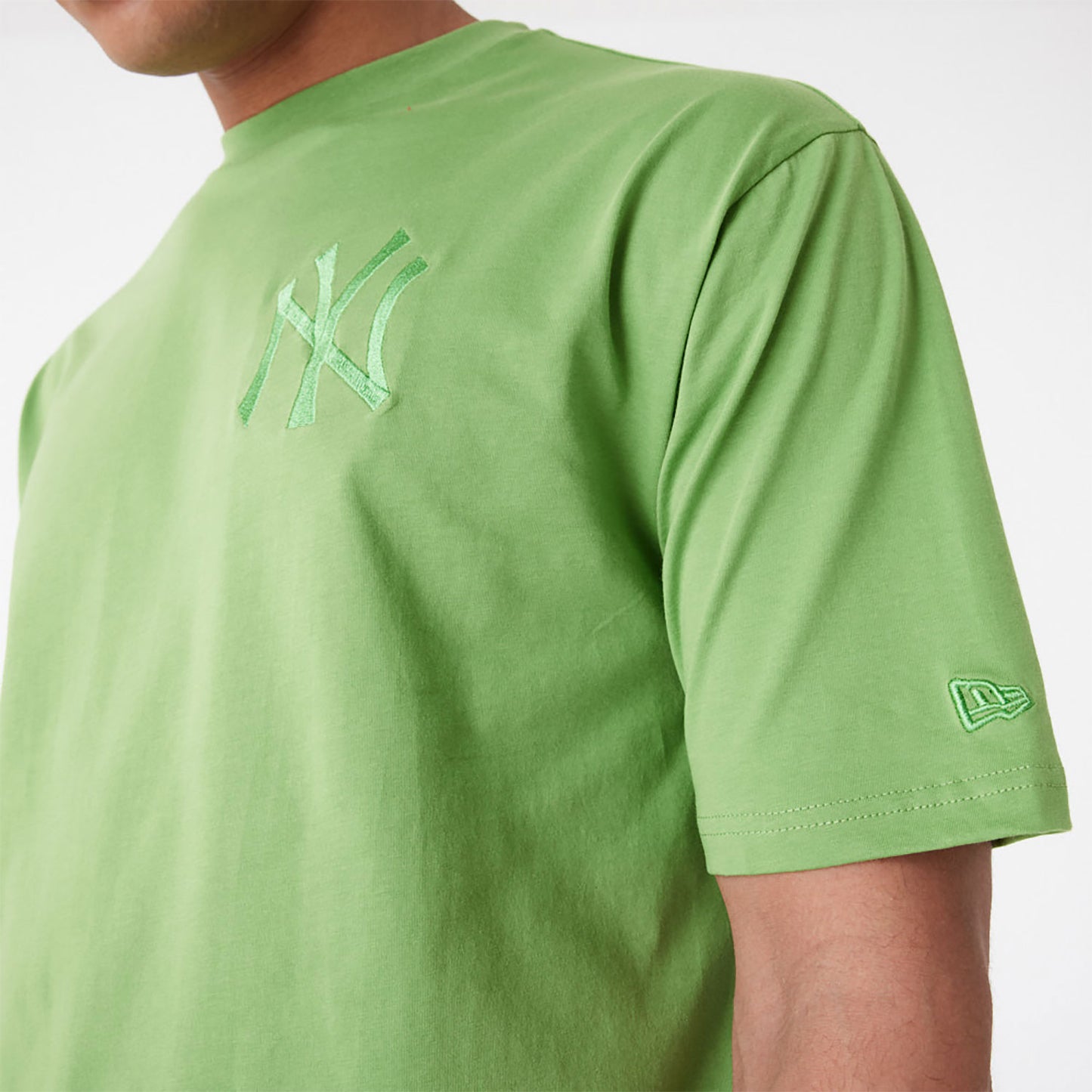 T-SHIRT NY YANKEES ESSENTIALS