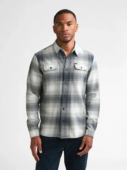 CAMICIA A QUADRI UOMO IN COTONE PETROL INDUSTRIES REGULAR FIT CON TASCHINI – ROYAL NAVY