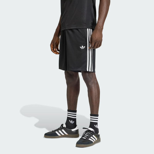 SHORT 3 STRIPES LOOSE ENGINEERED