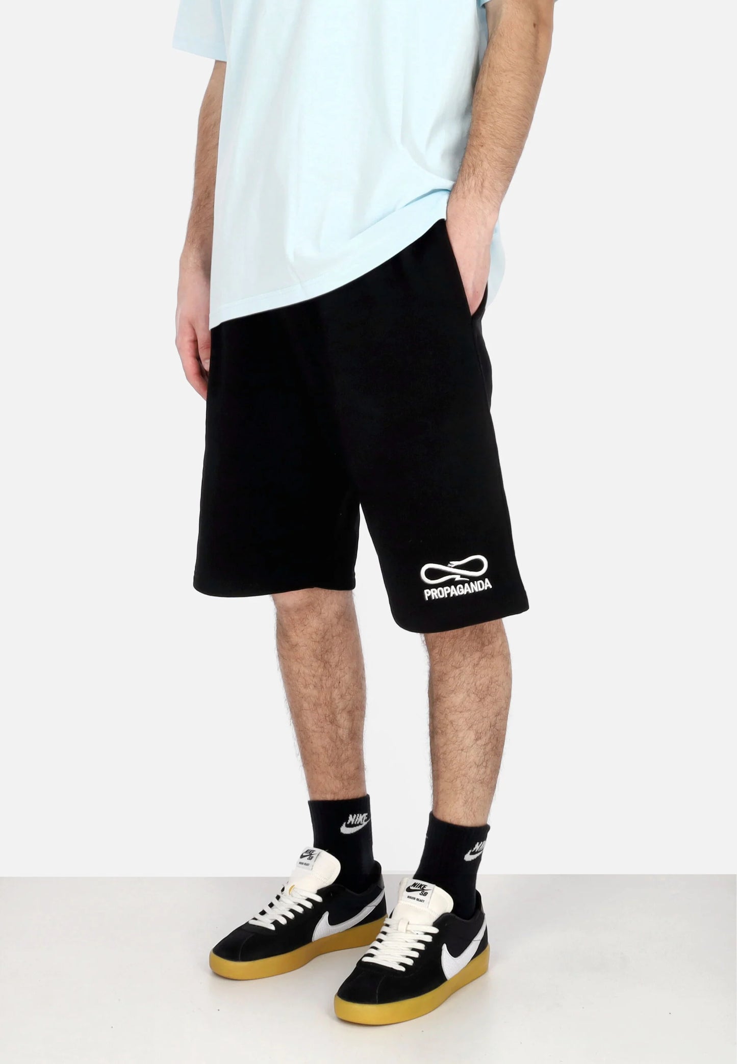 SHORT LOGO EMBROIDERY