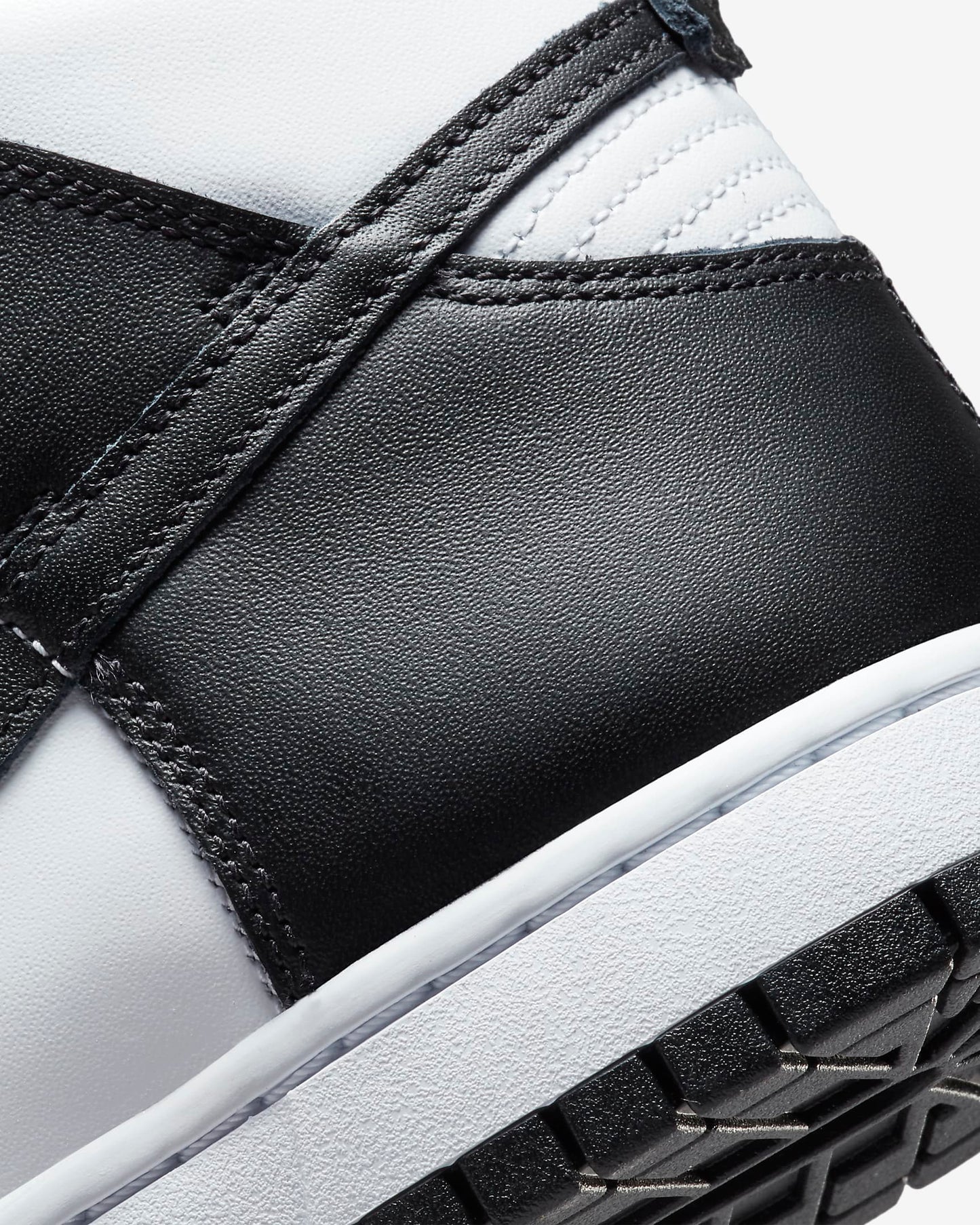 SCARPE DUNK HIGH RETRO'