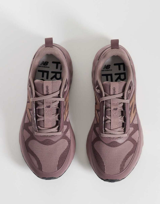 SCARPE RUNNING DONNA NEW BALANCE ARISHI V4 – BEIGE E ROSA - foto 2
