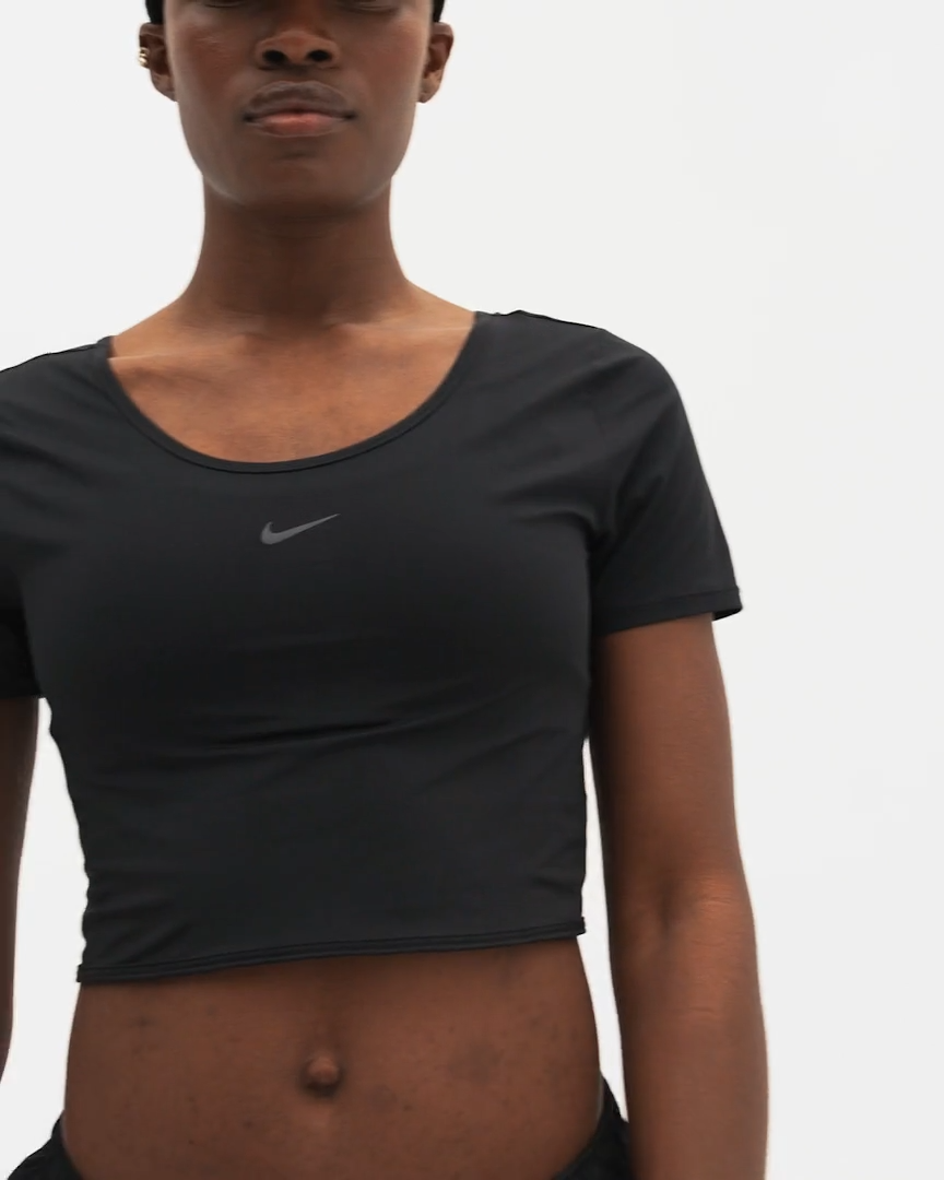 T-SHIRT ONE CLASSIC CROPPED