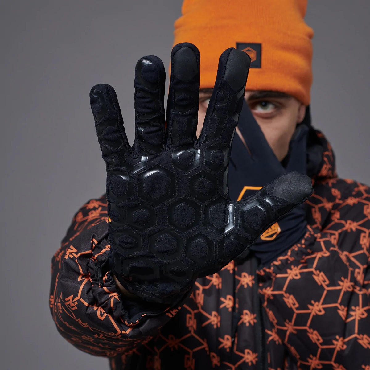 GUANTI LOGO TOUCH SCREEN