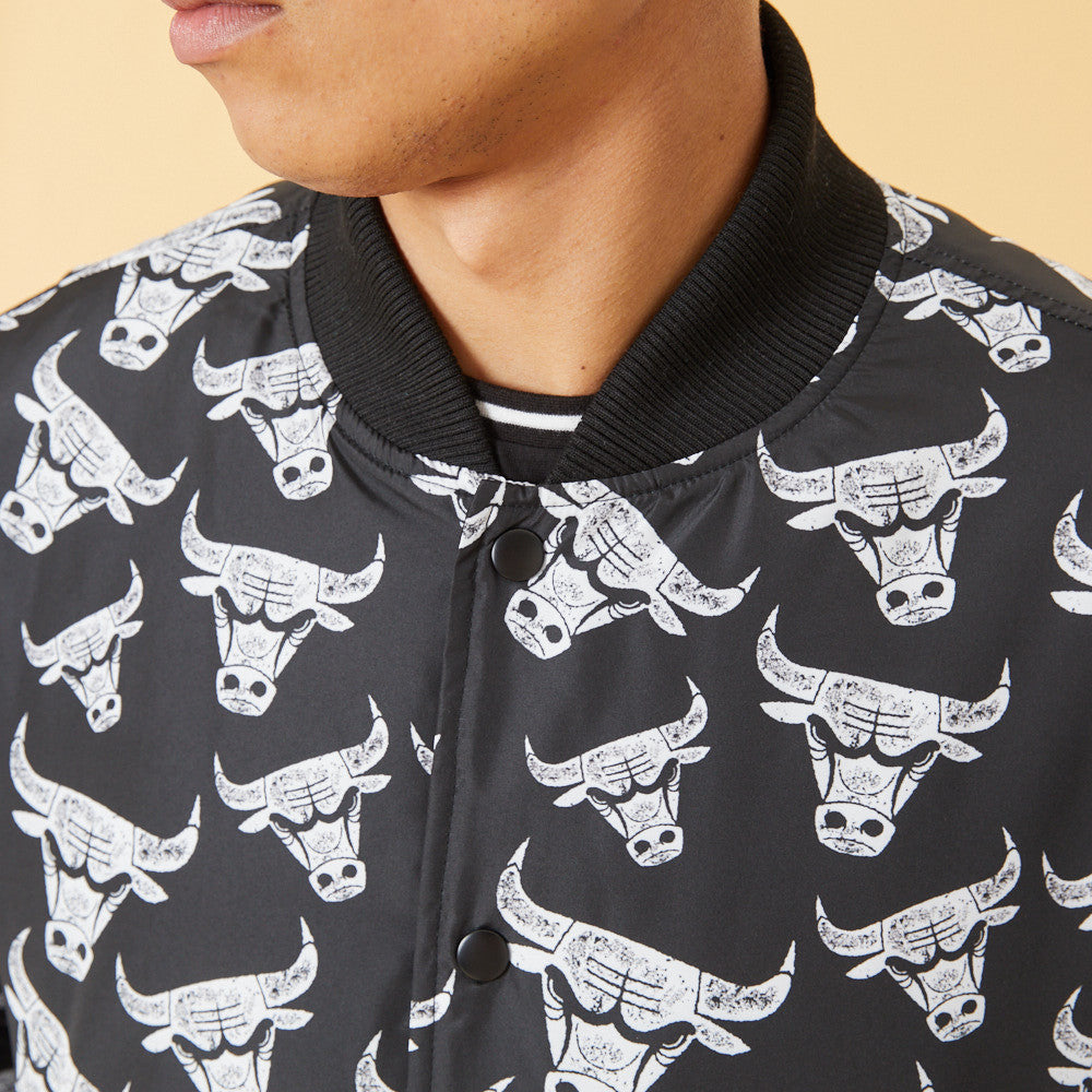 BOMBER CHICAGO BULLS LOGO PRINT
