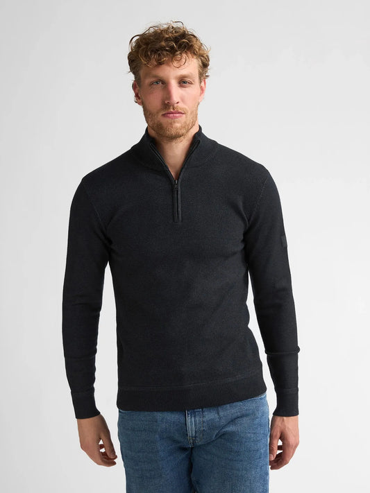 MAGLIONE UOMO MEZZA ZIP IN MAGLIA MORBIDA PETROL INDUSTRIES – REGULAR FIT CON COLLO ALTO E TASCHE