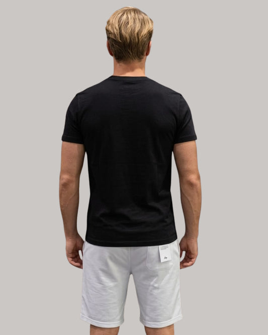 T-SHIRT STRIPE GRAPHIC