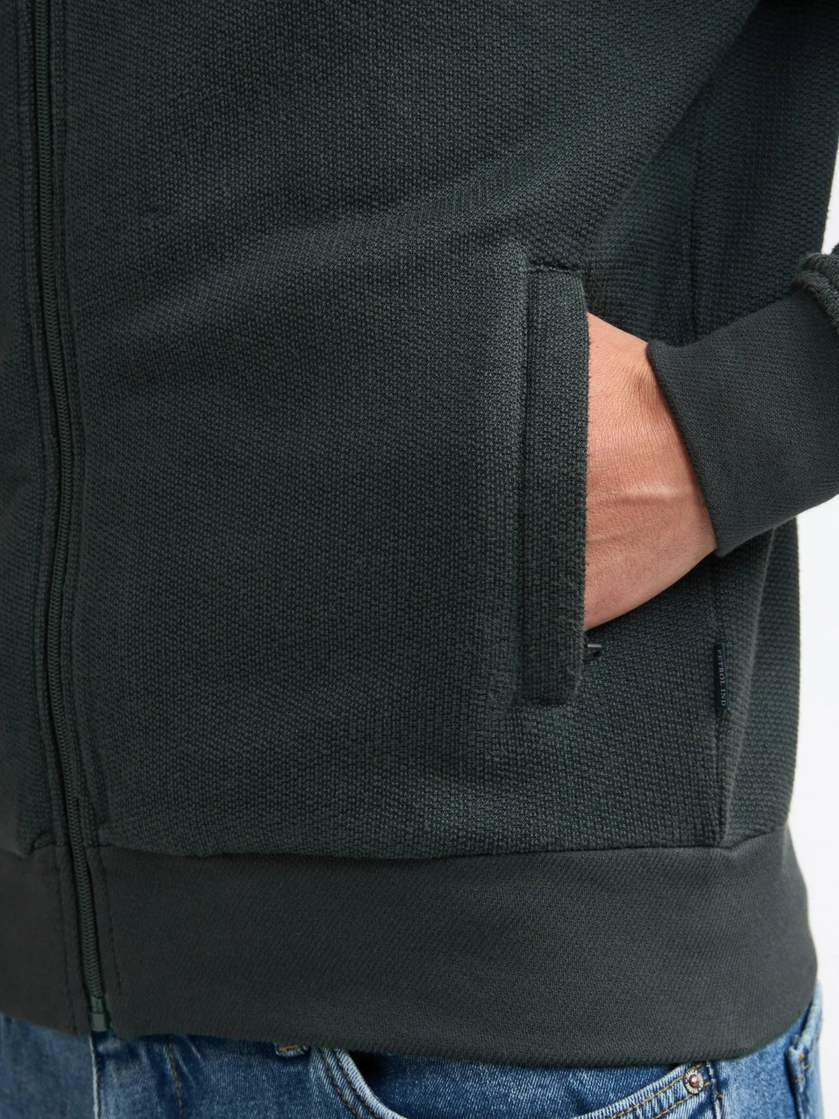 FELPA UOMO CON ZIP INTERA E COLLO ALTO IN COTONE BIOLOGICO PETROL INDUSTRIES – DEEP GREEN