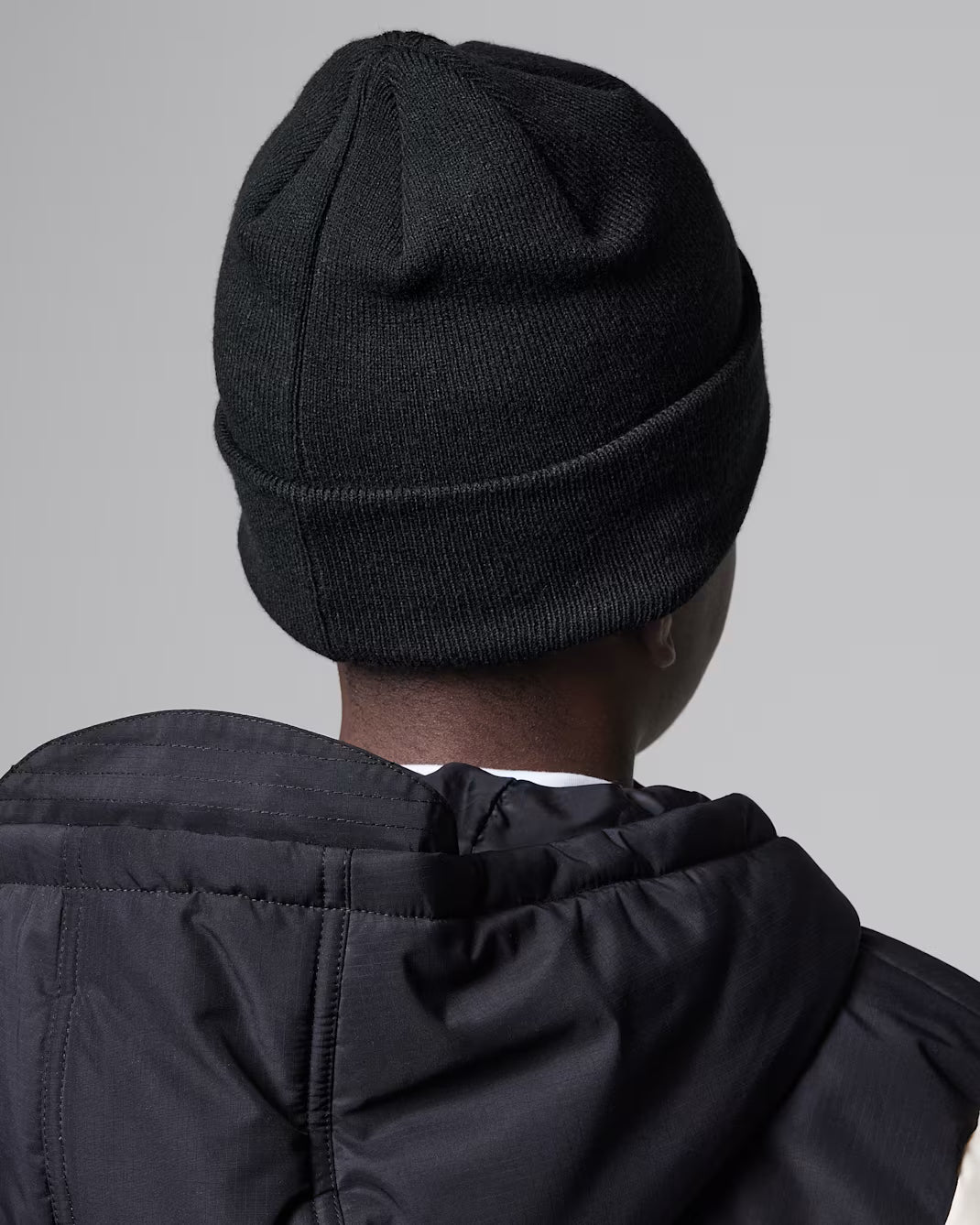 SET RAGAZZO JORDAN ESSENTIALS CUFFIA E GUANTI – NERO