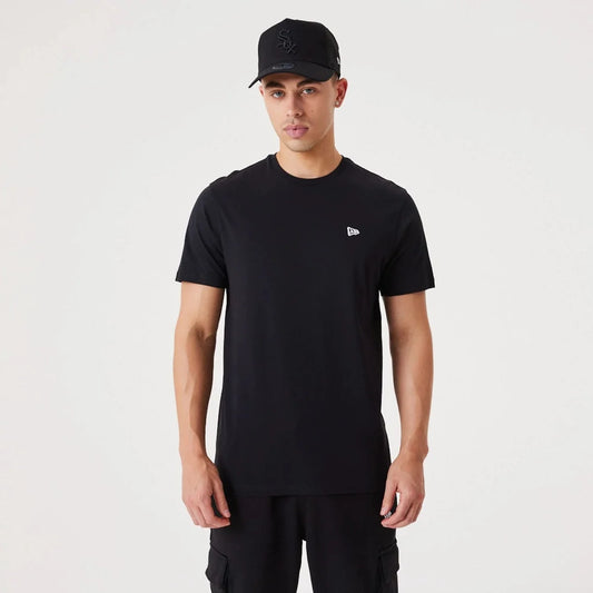 T-SHIRT ESSENTIALS LOGO