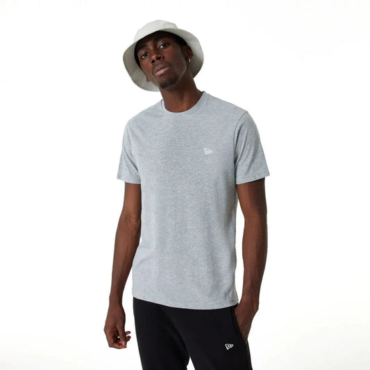T-SHIRT ESSENTIALS LOGO