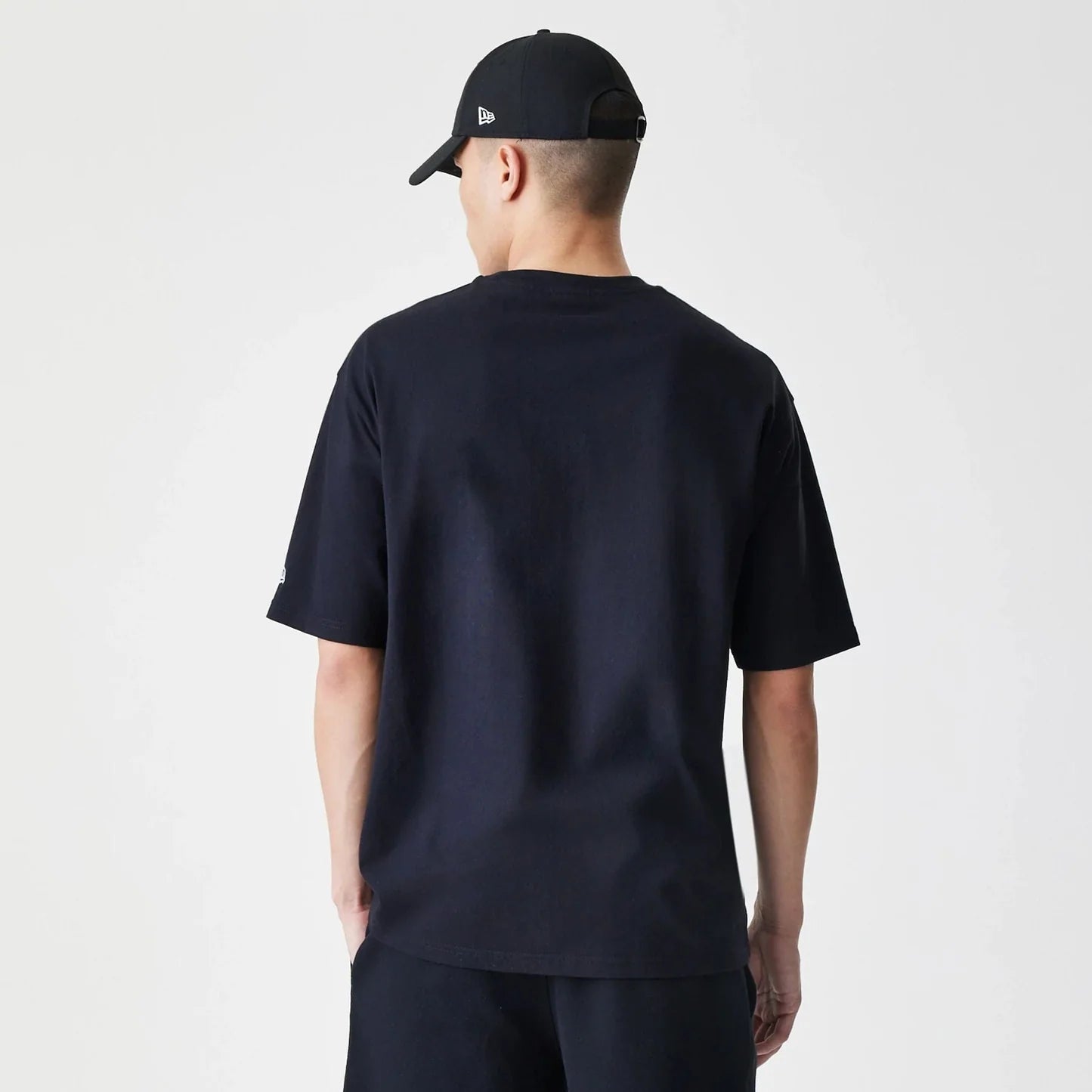 T-SHIRT ESSENTIALS PREMIUM LOGO OVERSIZE