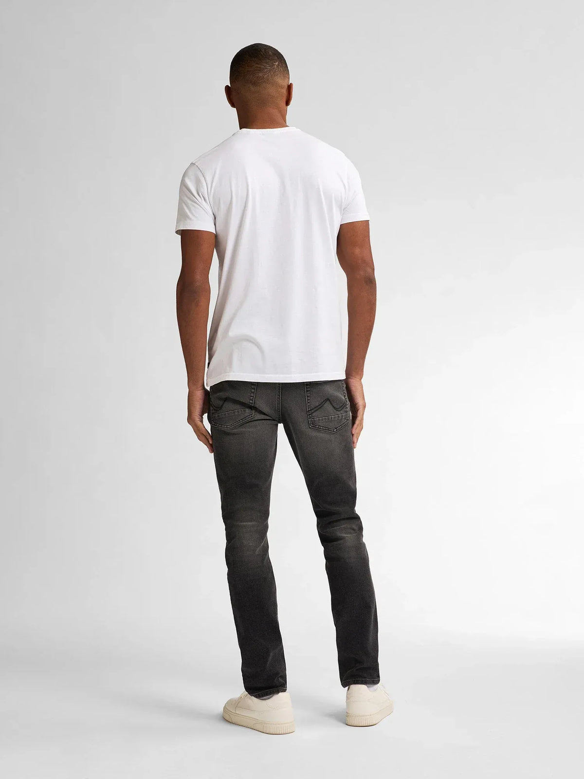 JEANS SLIM FIT UOMO PETROL INDUSTRIES SEAHAM EVERGLADES IN COTONE BIOLOGICO – BLACK STONE/ GRIGIO SCURO