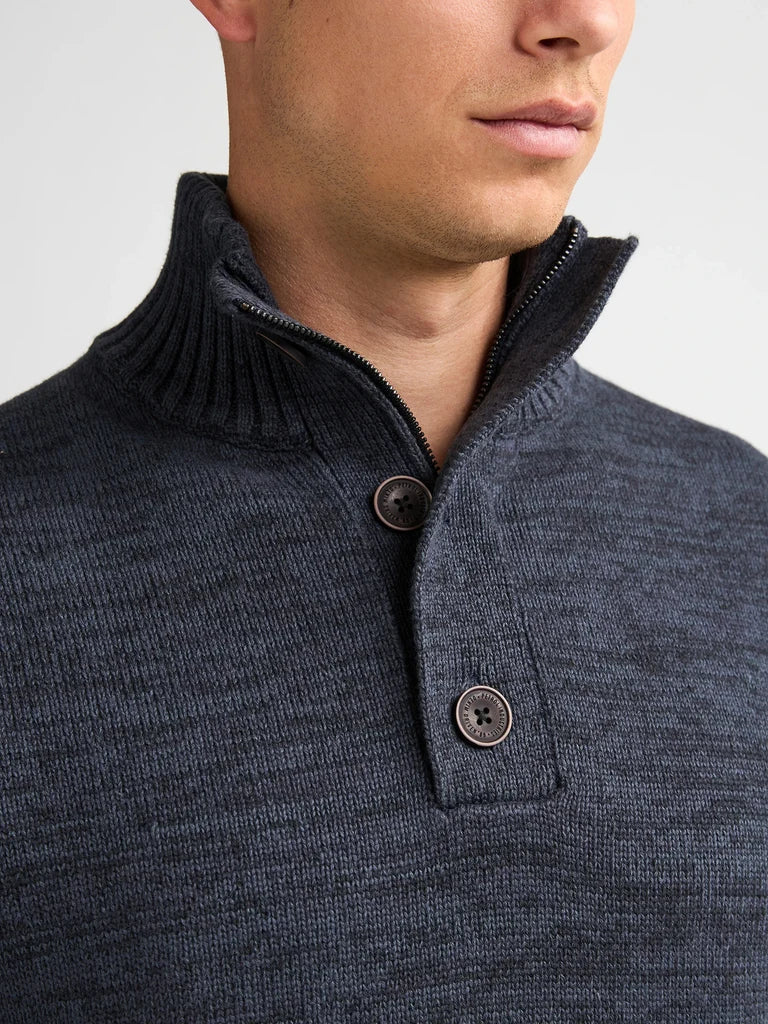 MAGLIONE UOMO A COLLO ALTO IN COTONE RICICLATO PETROL INDUSTRIES CON BOTTONI E ZIP – ROYAL NAVY
