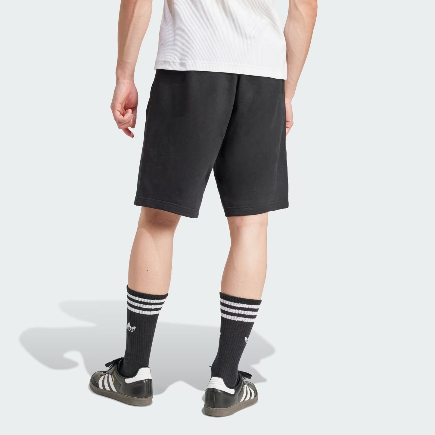 SHORT ESSENTIALS TREFOIL