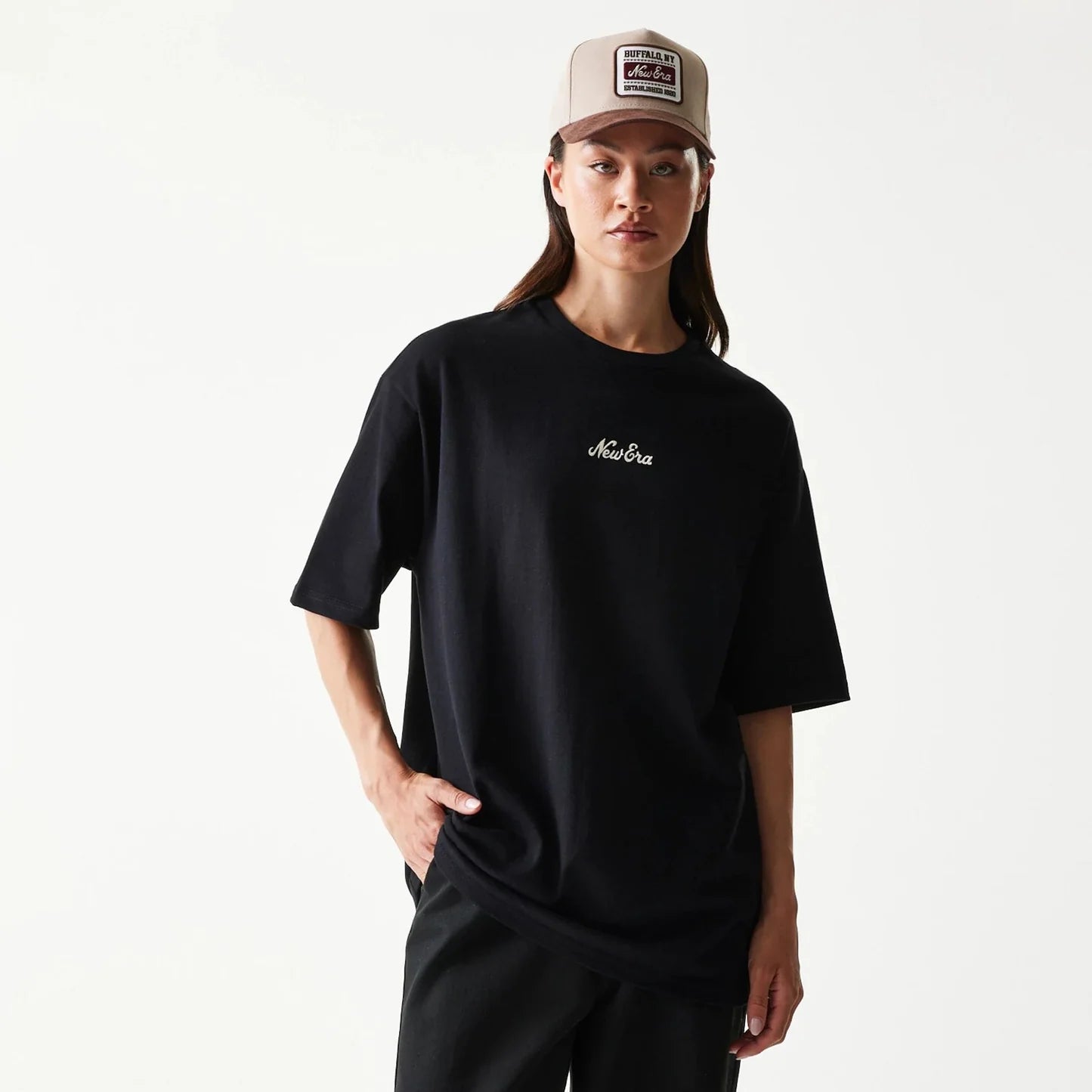 T-SHIRT SCRIPT ESSENTIAL