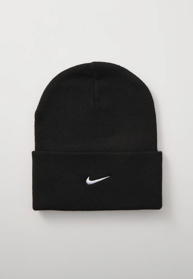 CAPPELLO UNISEX NIKE PEAK SWOOSH BEANIE – NERO