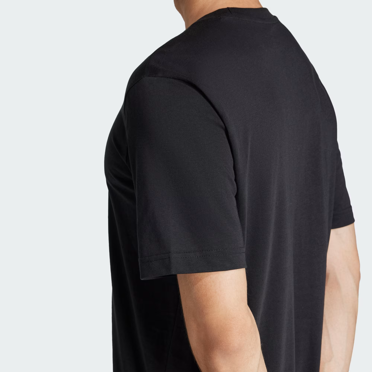 T-SHIRT CAMO SHAPE GRAPHIC