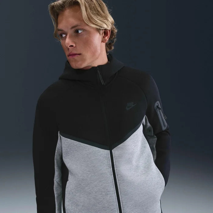GIACCA TECH WINDRUNNER