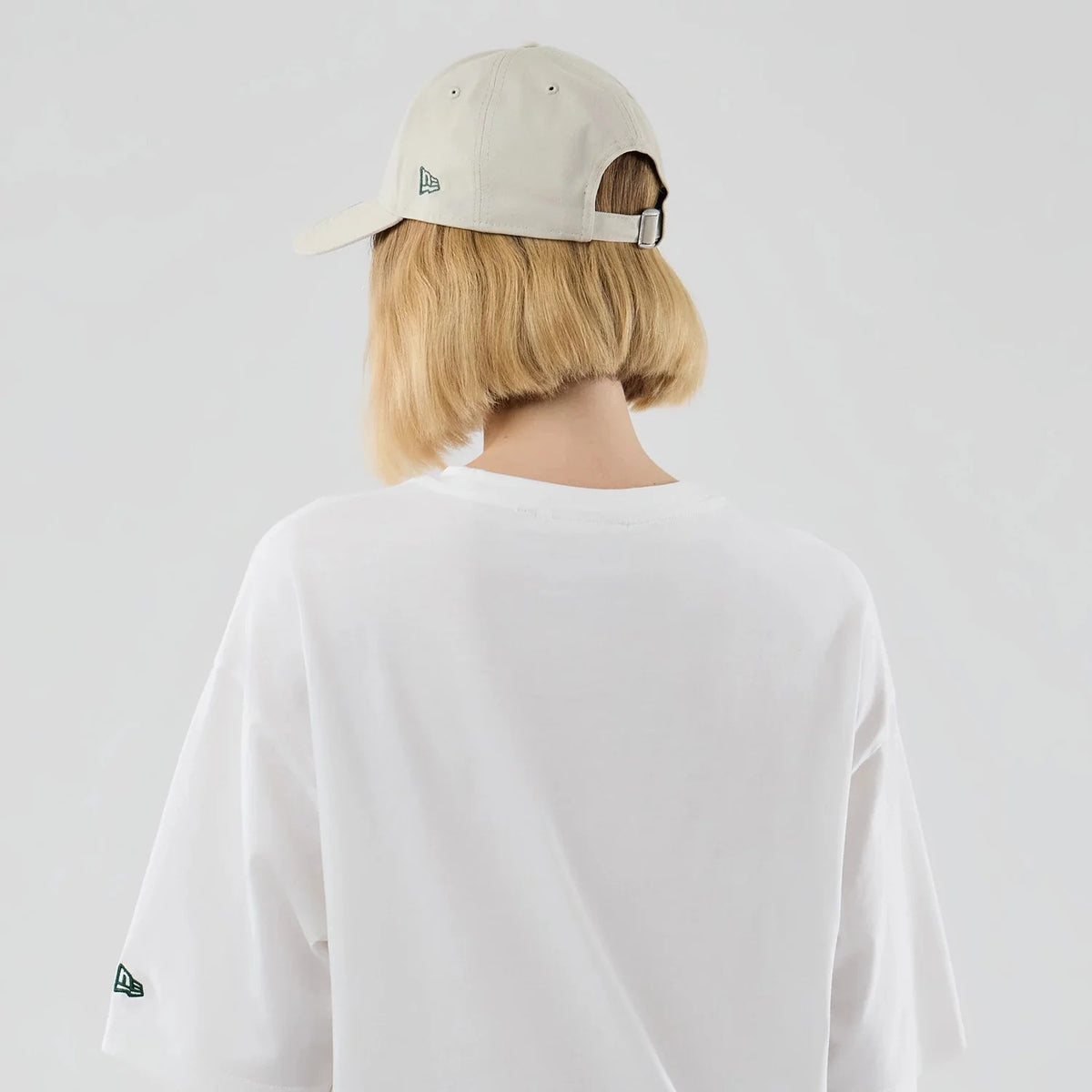 T-SHIRT OVERSIZE UNISEX NEW ERA NEW YORK YANKEES MLB MIDI LEAGUE ESSENTIAL – BIANCO
