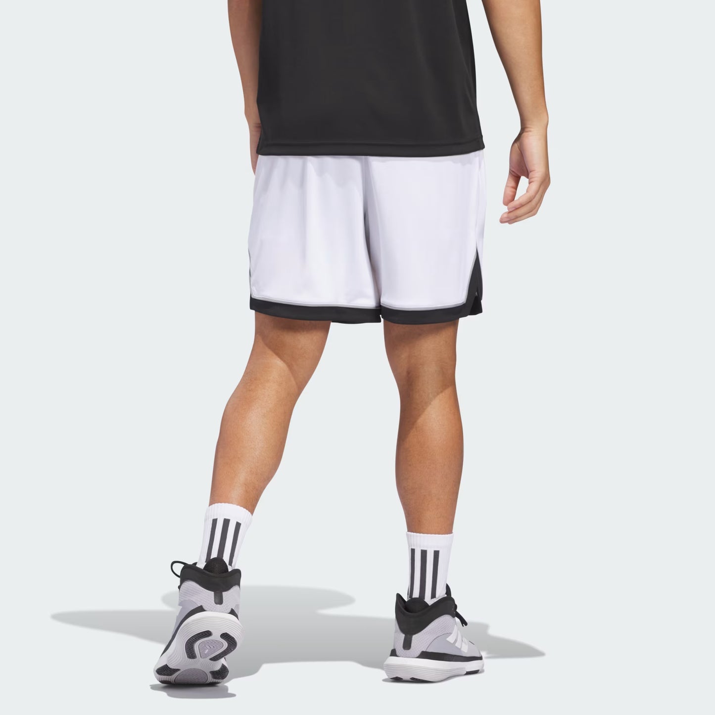 SHORT BADGE OF SPORT BASKETBALL