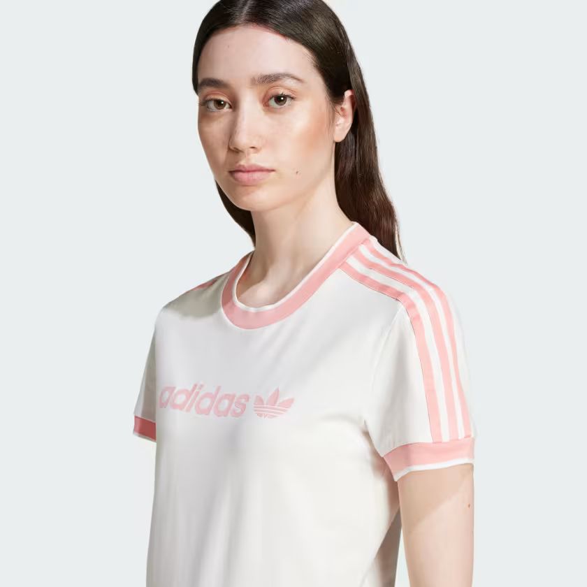 T-SHIRT GRAPHIC BADGE SLIM 3-STRIPES