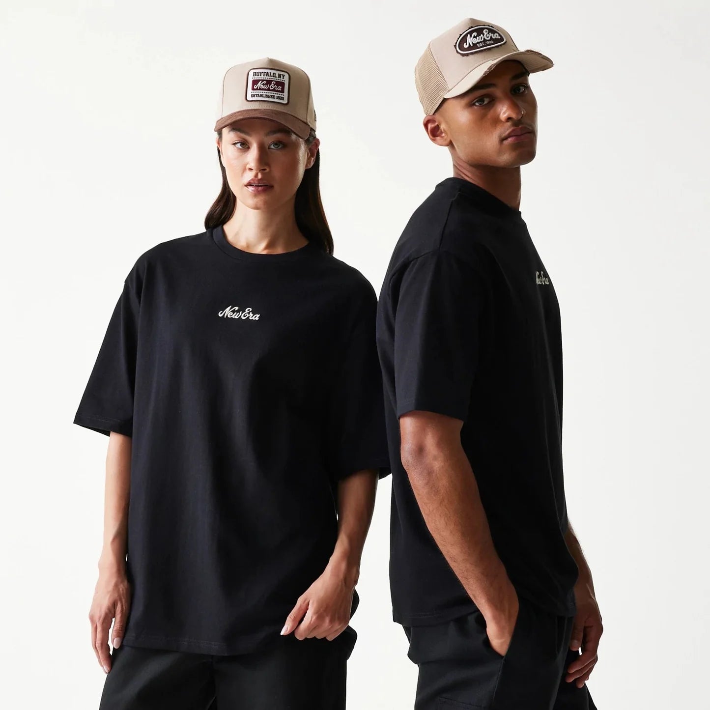 T-SHIRT SCRIPT ESSENTIAL